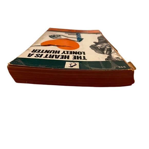 The Heart Is A Lonely Hunter Paperback Book Novel 1940 - Picture 5 of 15